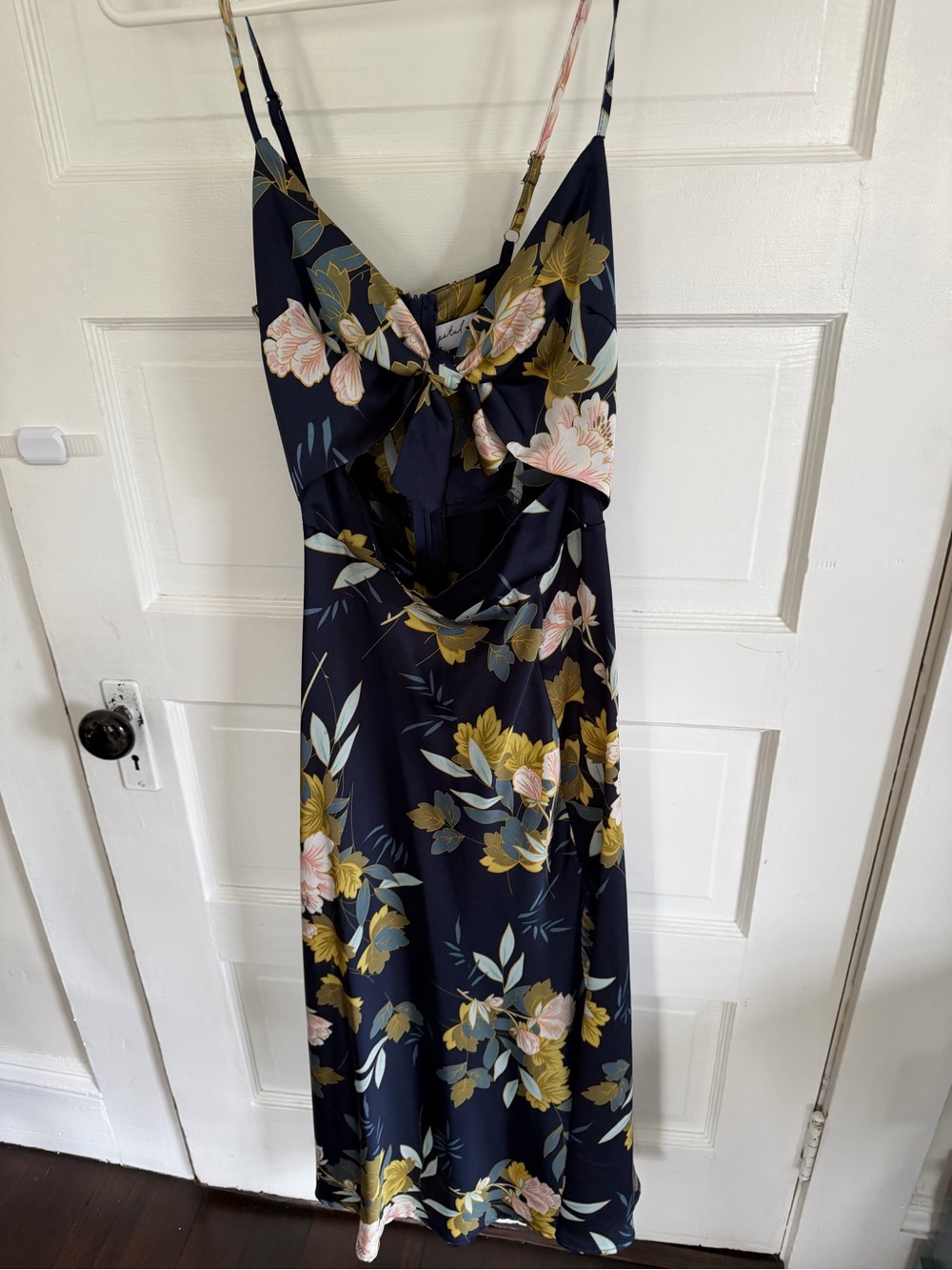 Petal & Pup Navy Floral Tie-Front Midi Dress | US 2